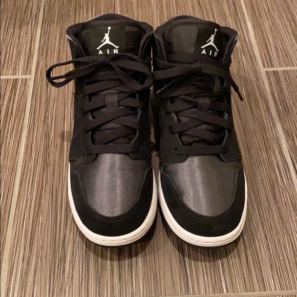 womens size 8 in boys